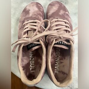 Women’s NOBULL canvas trainers 8.5